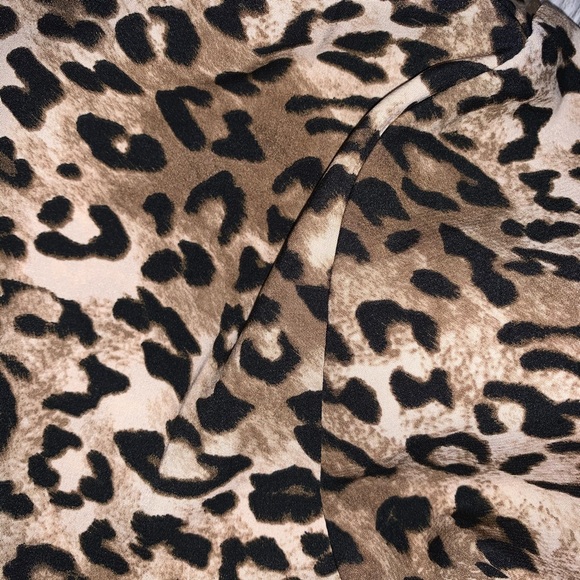 Cheetah button up - Picture 5 of 5